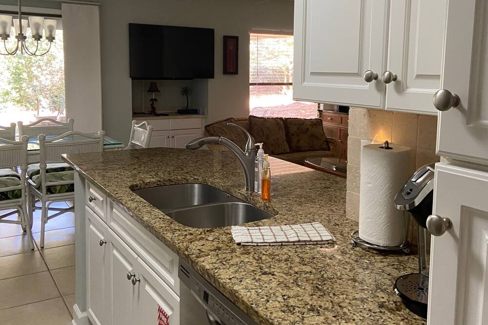 Photo of Kitchen in Amelia City
