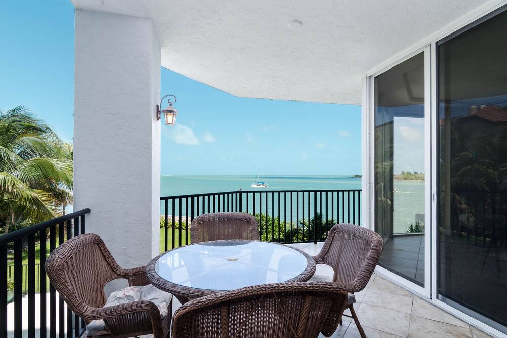 Photo of Patio Balcony in Isles of Capri