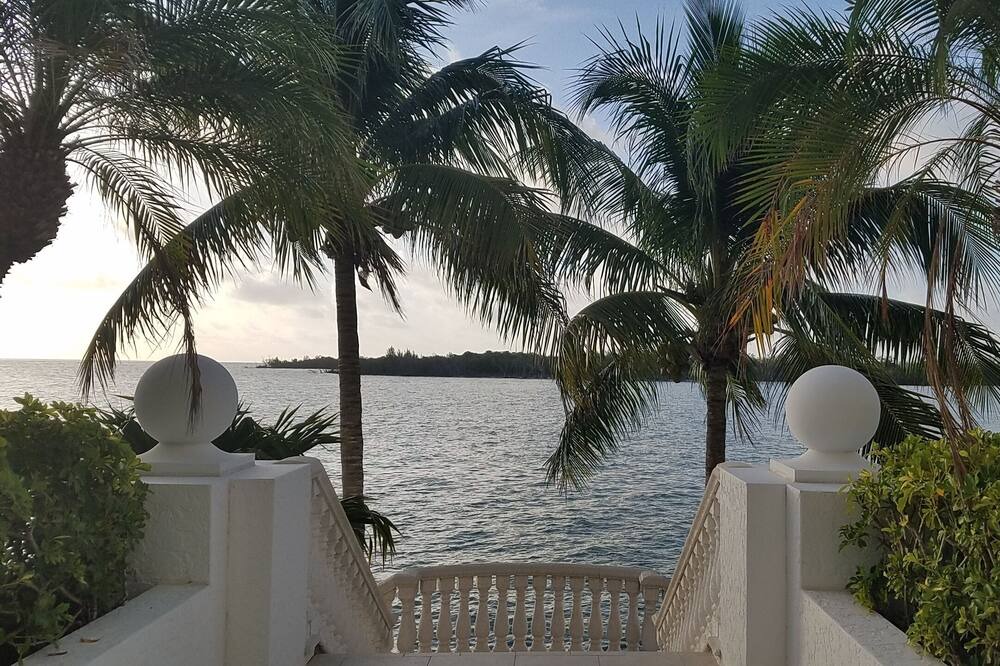 Photo of Others in Isles of Capri