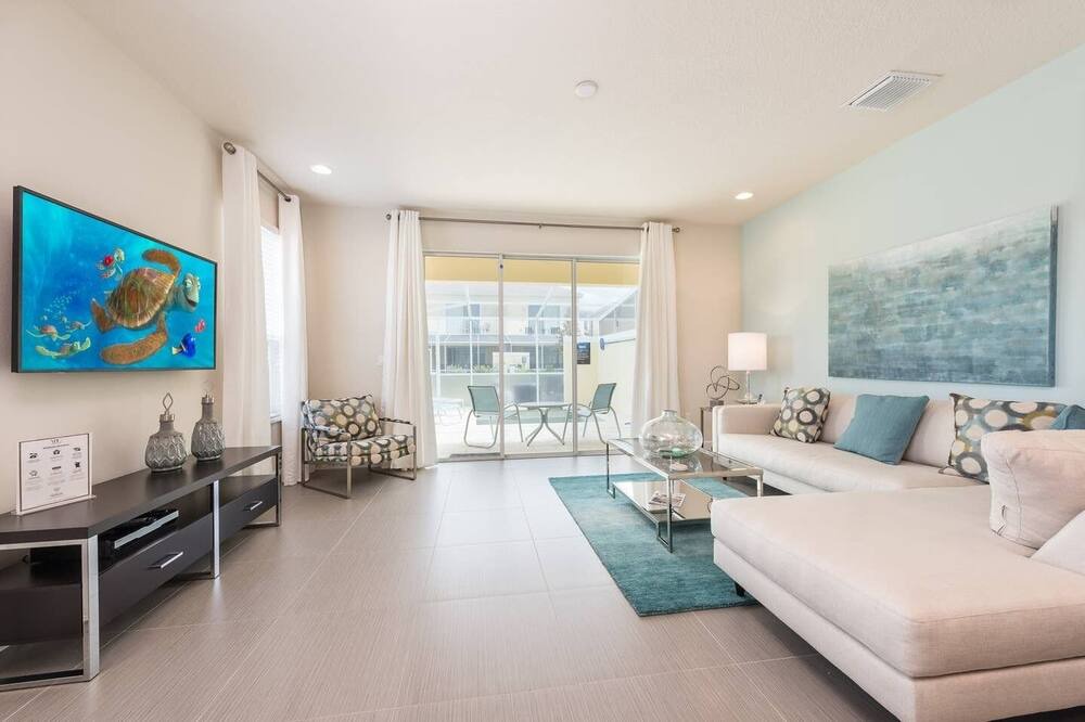 Photo of Livingroom in Four Corners
