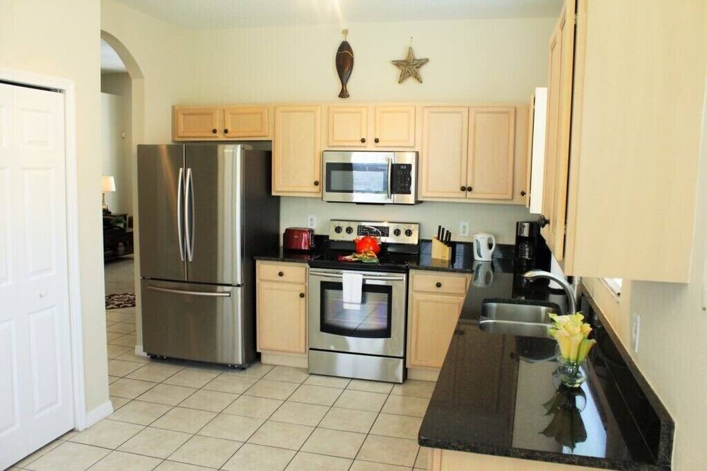 Photo of Kitchen in Florida Pines