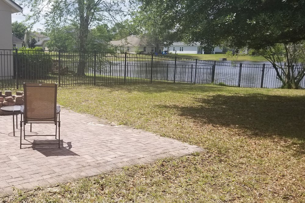 Photo of Outdoor in Northside