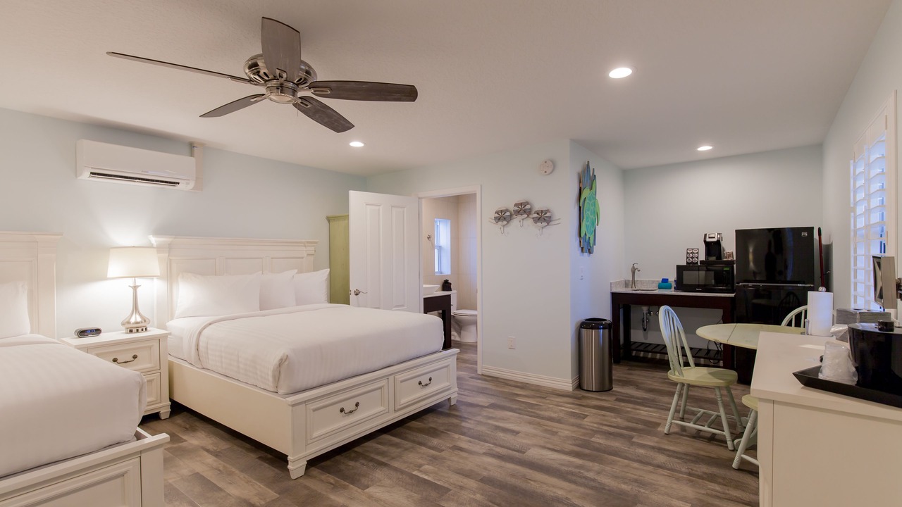 Photo of Bedroom in Crescent Beach