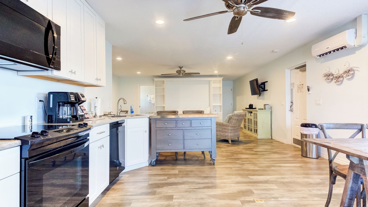 Photo of Bedroom in Crescent Beach
