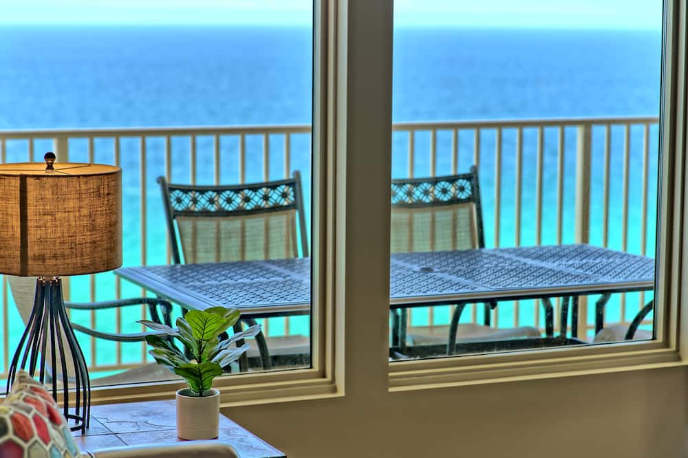 Photo of Outdoor in Thomas Drive