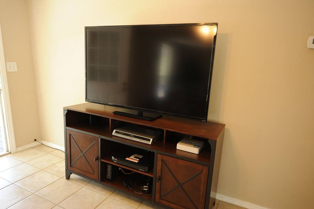 Photo of Bedroom in Suwannee