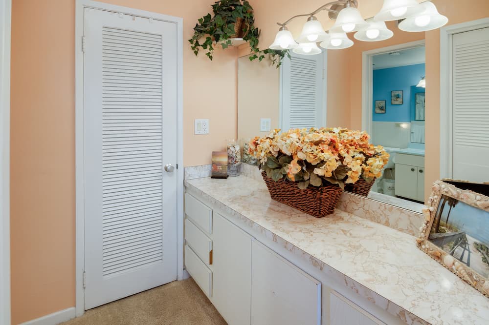 Photo of Kitchen in South Patrick Shores