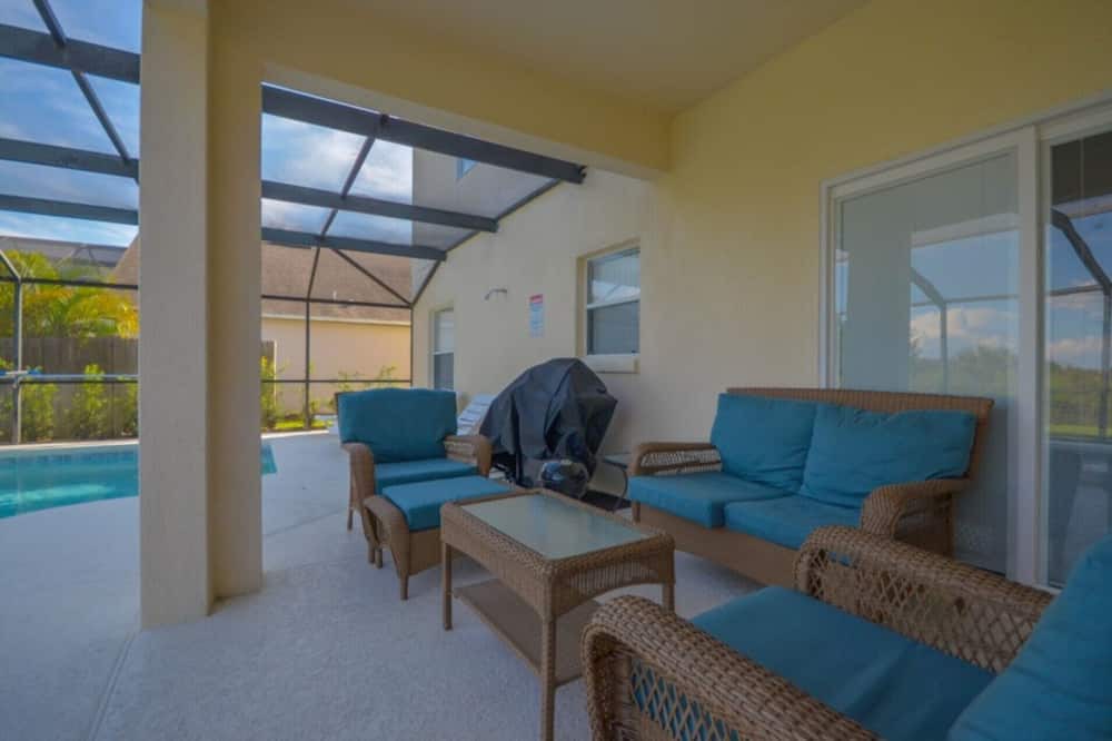 Photo of Livingroom in West Haven