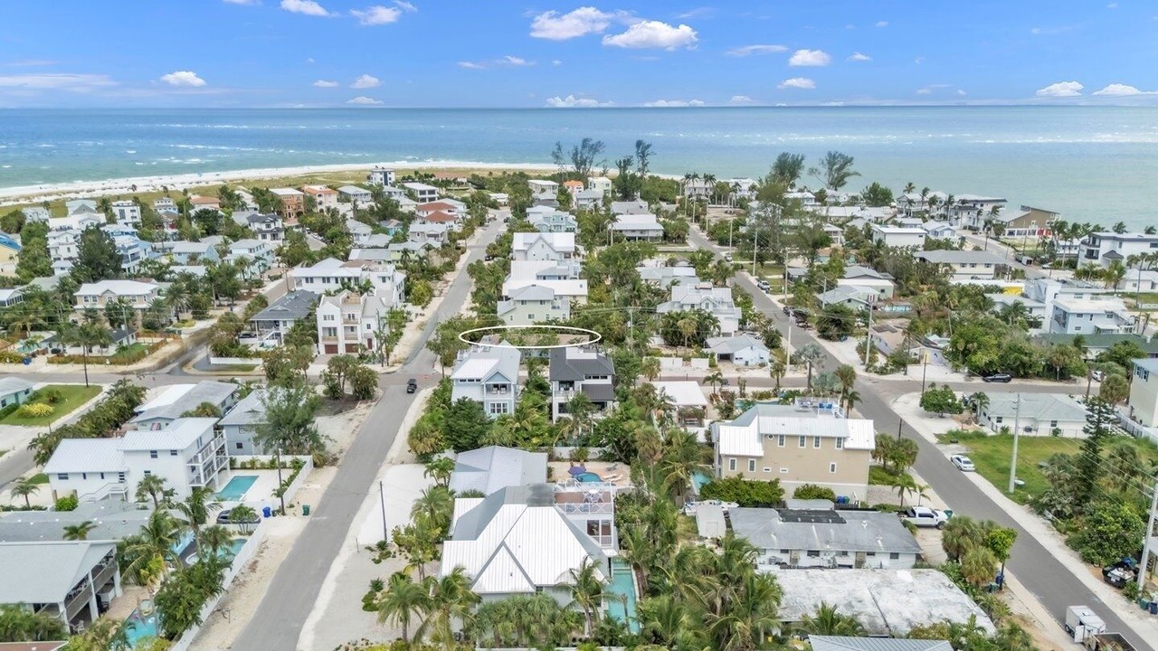 Photo of Others in Anna Maria