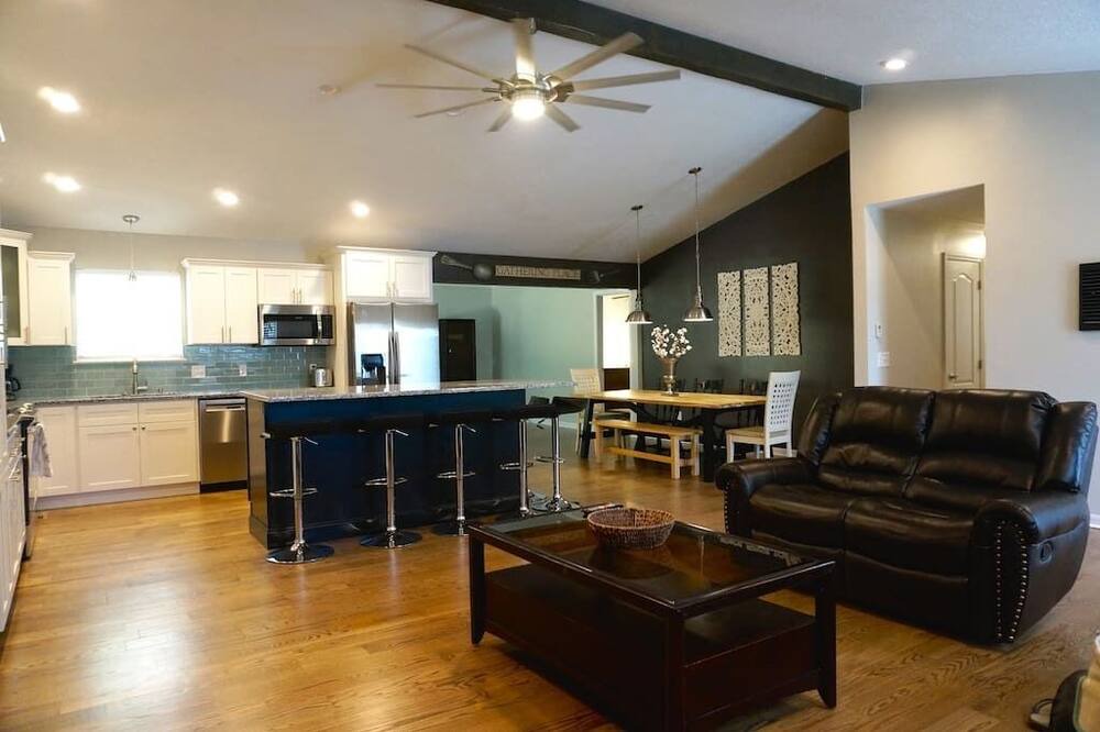 Photo of Bedroom in Collegedale