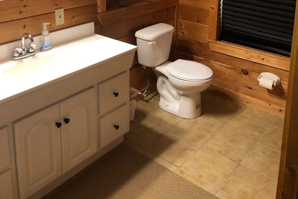 Photo of Bathroom in Blairsville