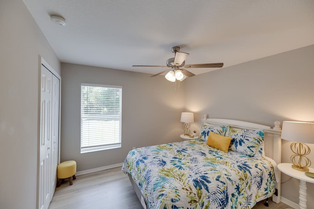 Photo of Bedroom in DeLand