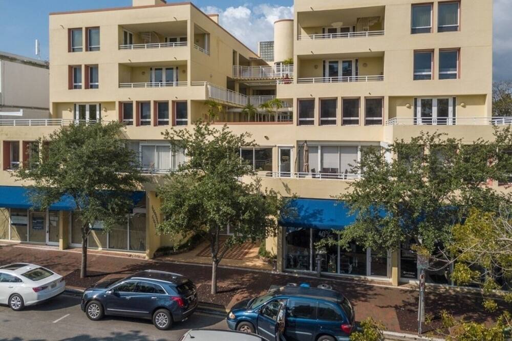 Photo of Outdoor in Coconut Grove