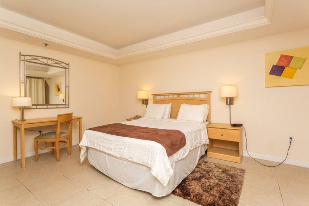 Photo of Bedroom in Coconut Grove