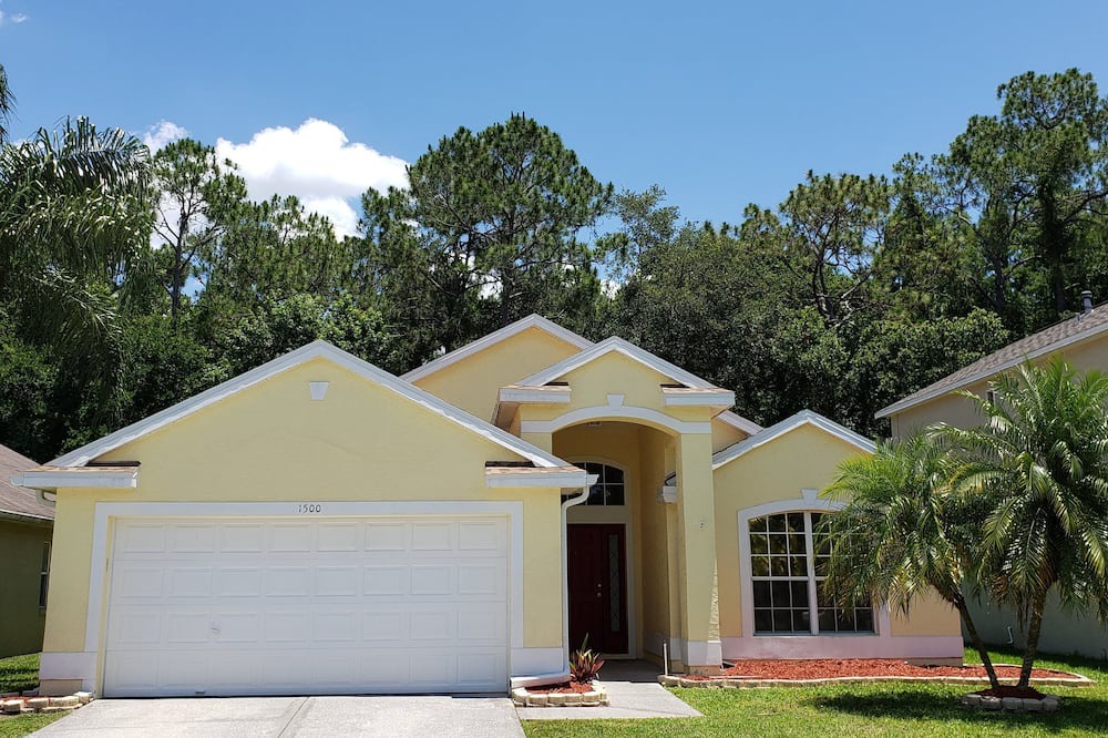 Photo of Outdoor in Meadow Pointe