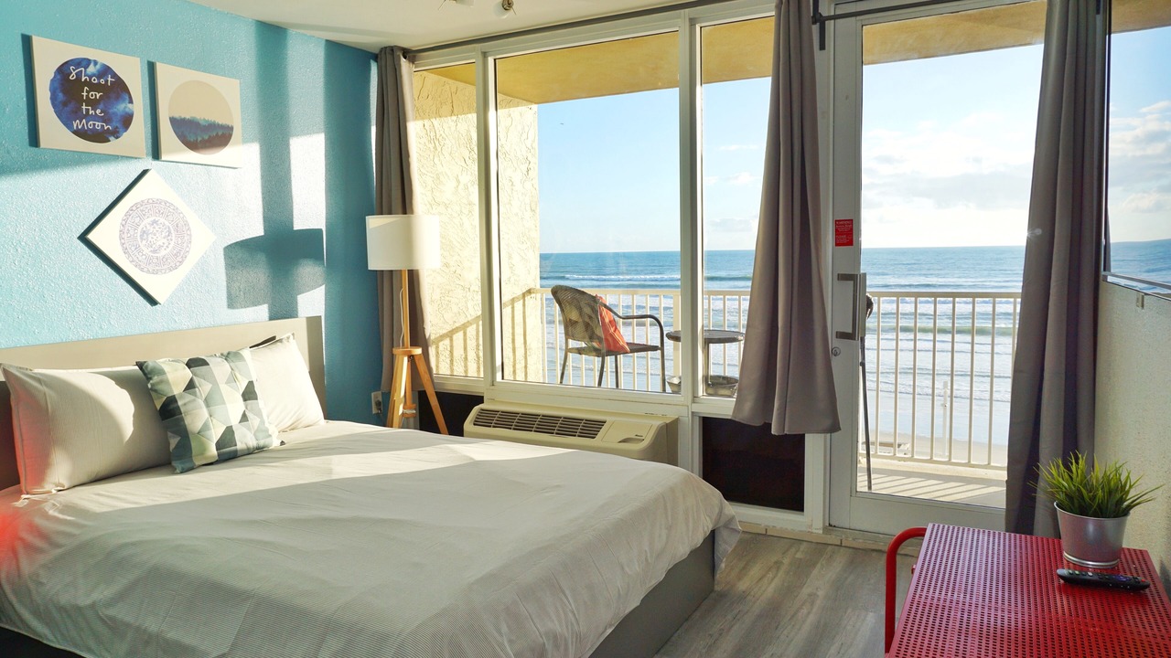 Photo of Bedroom in Daytona Beach Shores