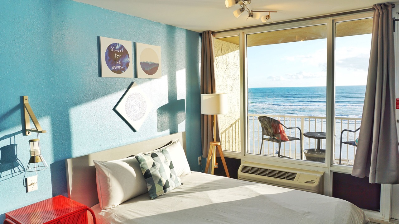 Photo of Bedroom in Daytona Beach Shores