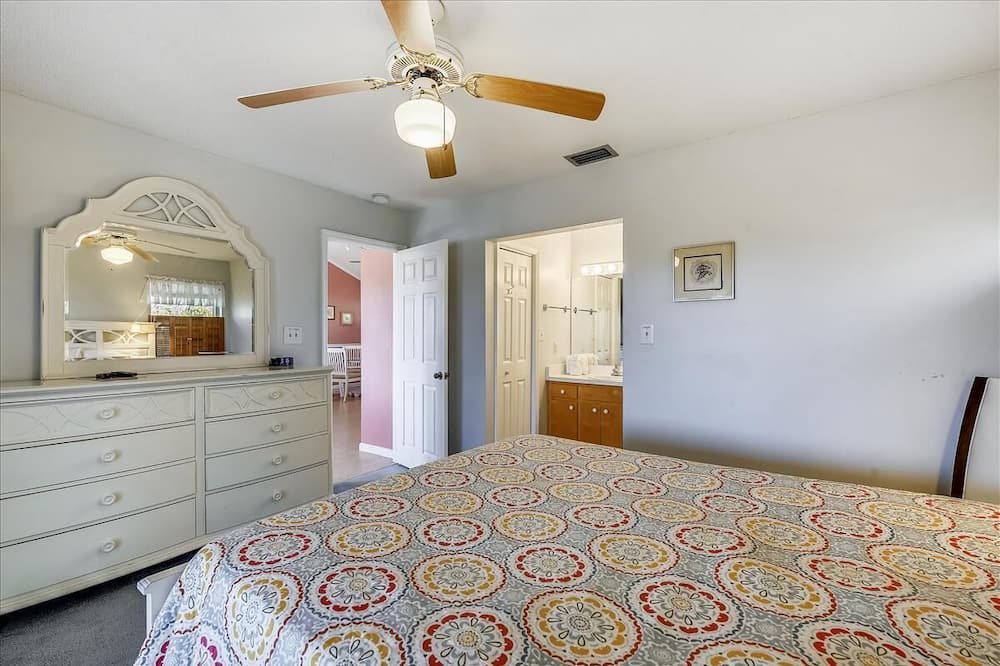 Photo of Bedroom in East End