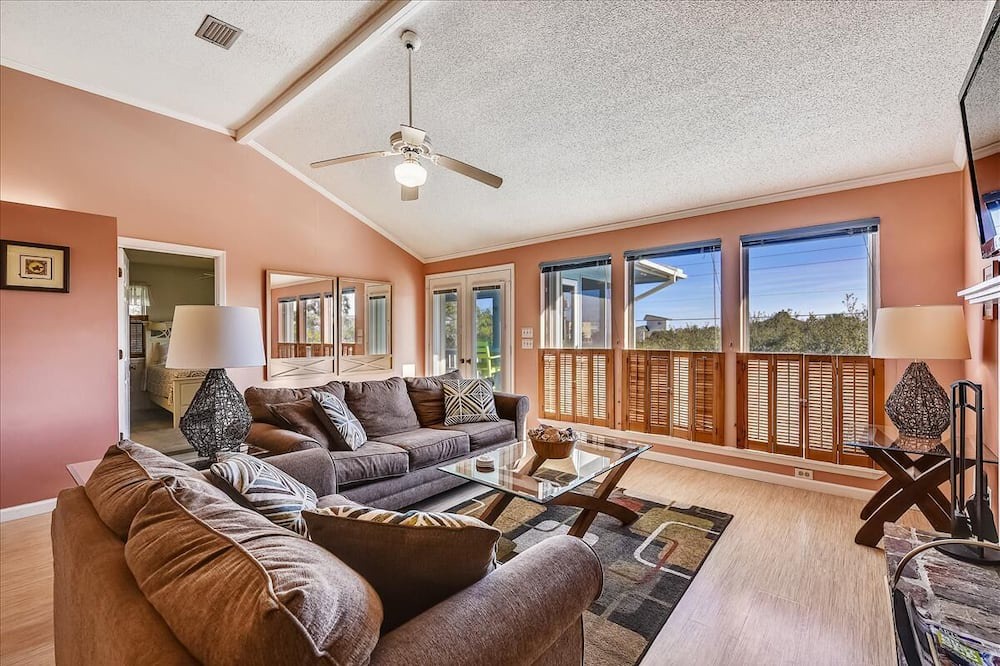 Photo of Livingroom in East End