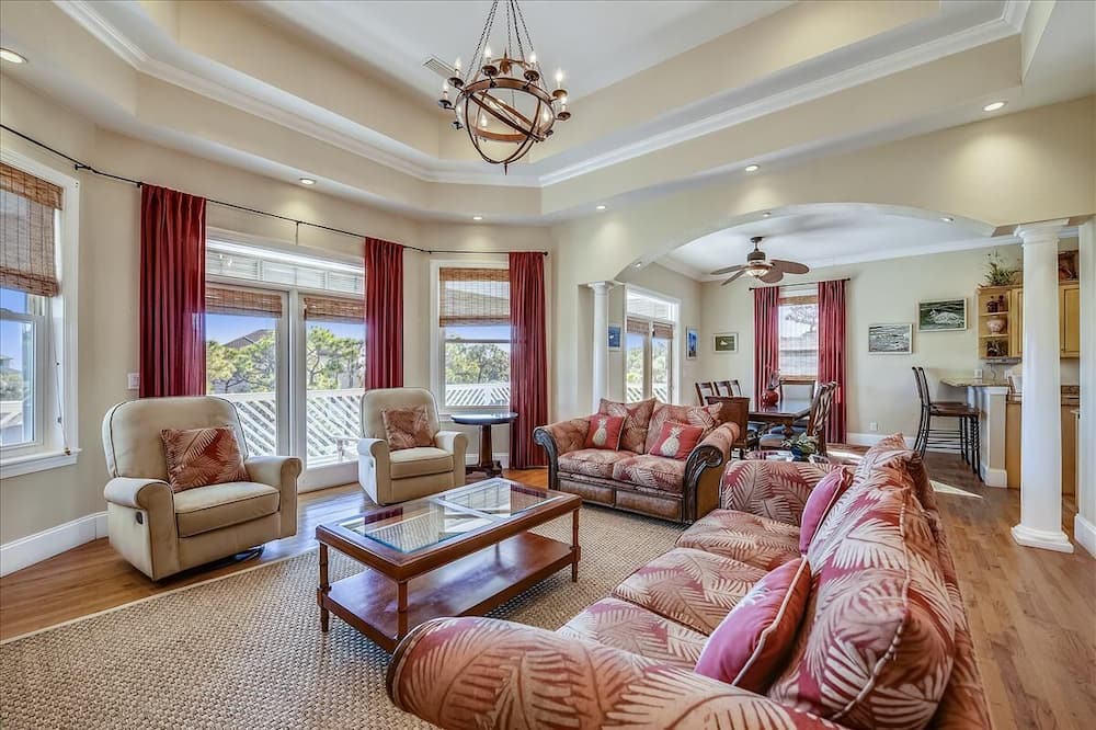 Photo of Livingroom in Plantation