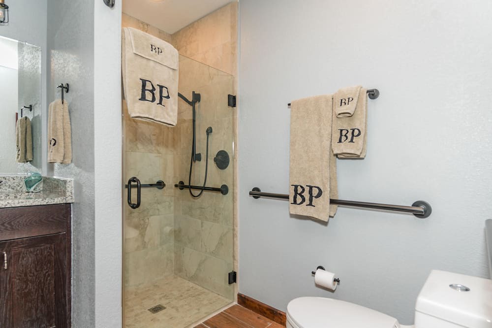Photo of Bathroom in Bronson