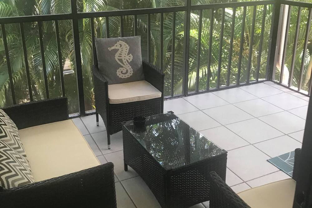 Photo of Patio Balcony in Kings Lake