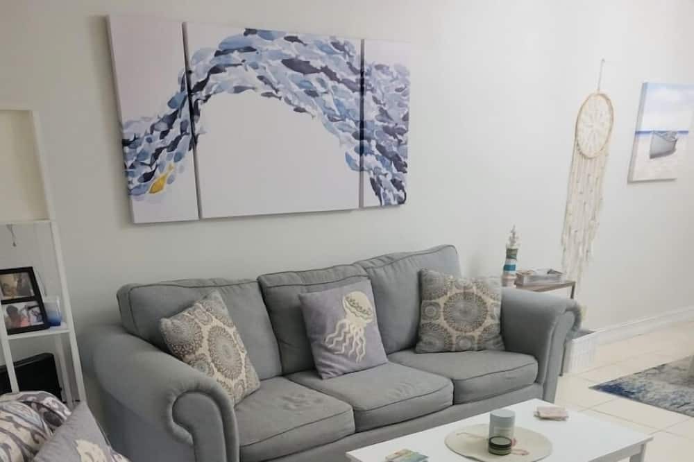 Photo of Livingroom in Kings Lake