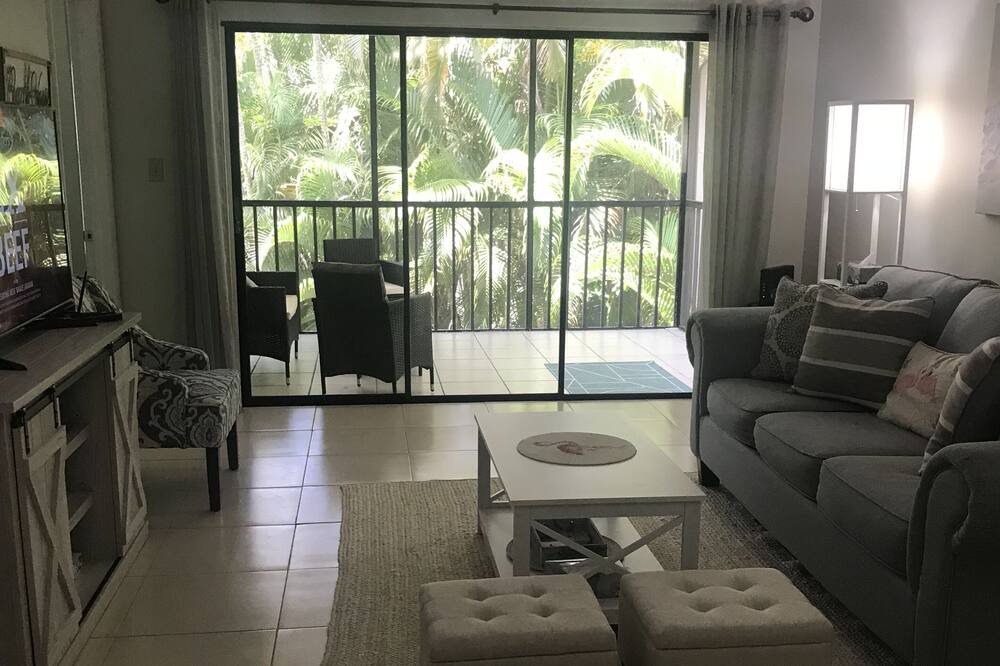 Photo of Livingroom in Kings Lake