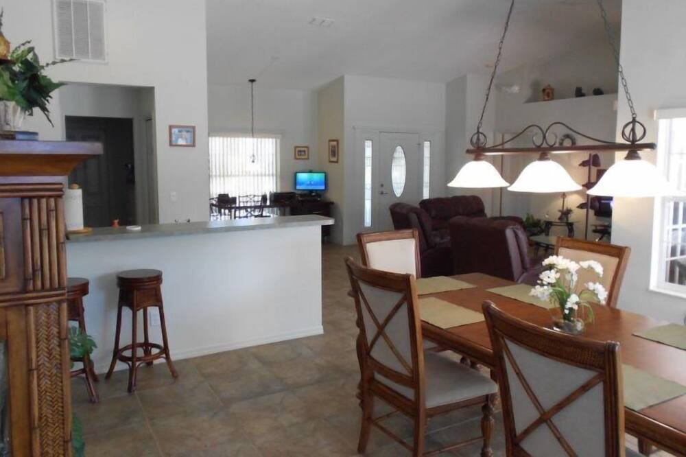 Photo of Livingroom in Hernando