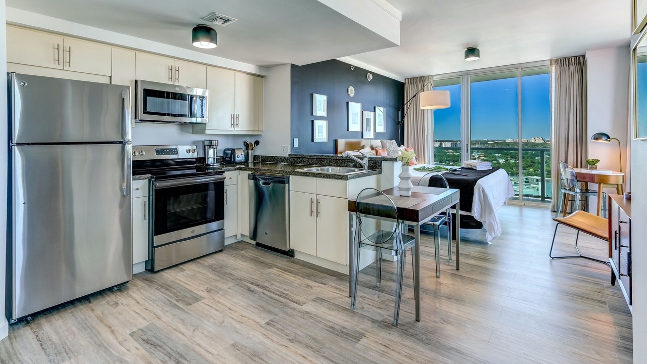 Photo of Bedroom in Coconut Grove