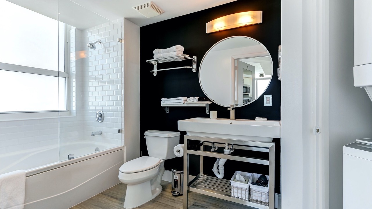 Photo of Bathroom in Coconut Grove