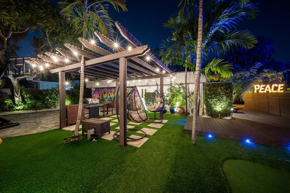 Photo of Outdoor in Golden Glades