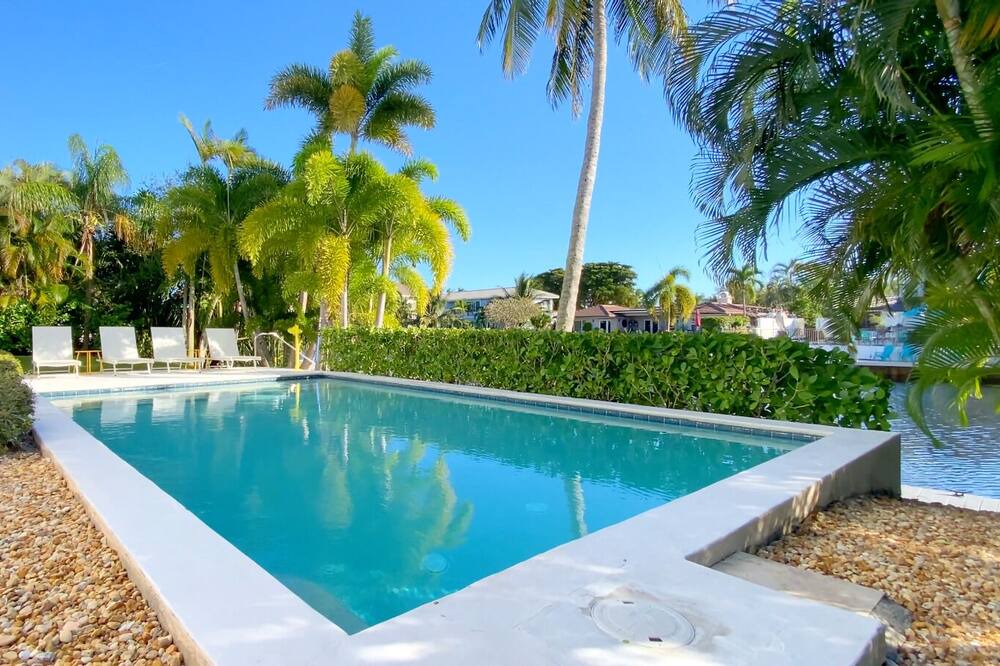 Photo of Outdoor in Lighthouse Point