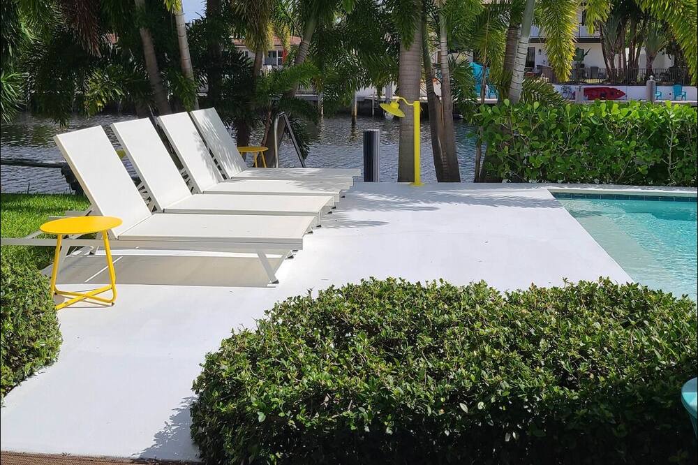Photo of Outdoor in Lighthouse Point
