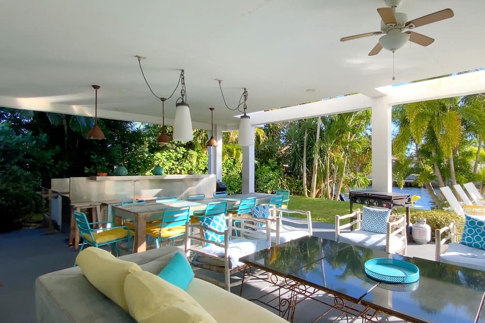 Photo of Outdoor in Lighthouse Point