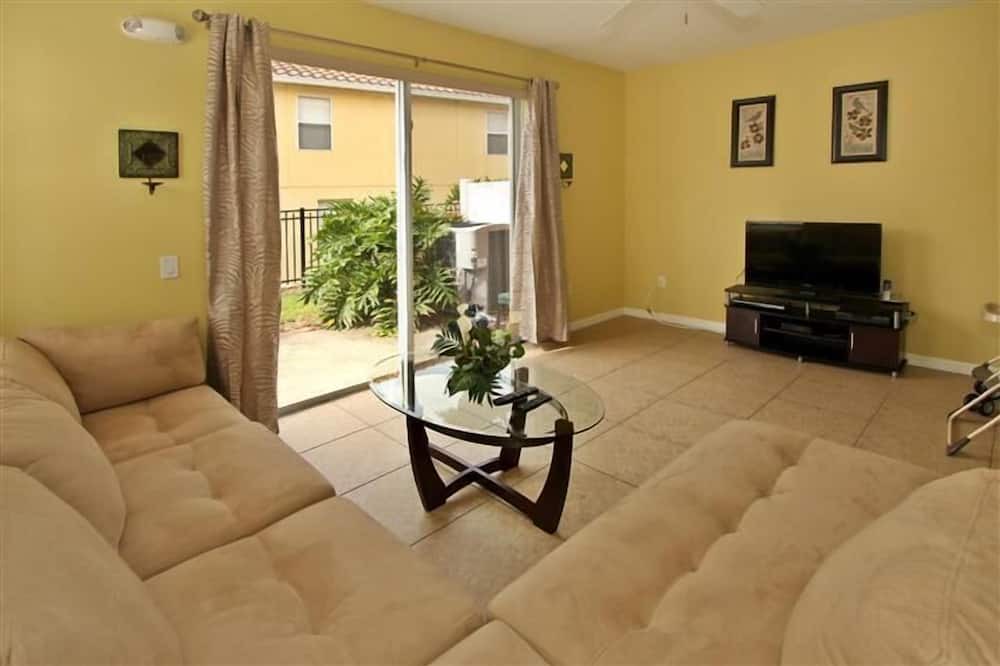 Photo of Livingroom in Crestwynd Bay