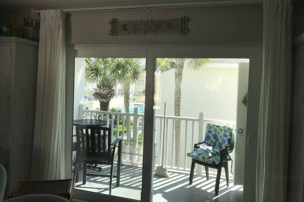 Photo of Patio Balcony in New Smyrna Beach