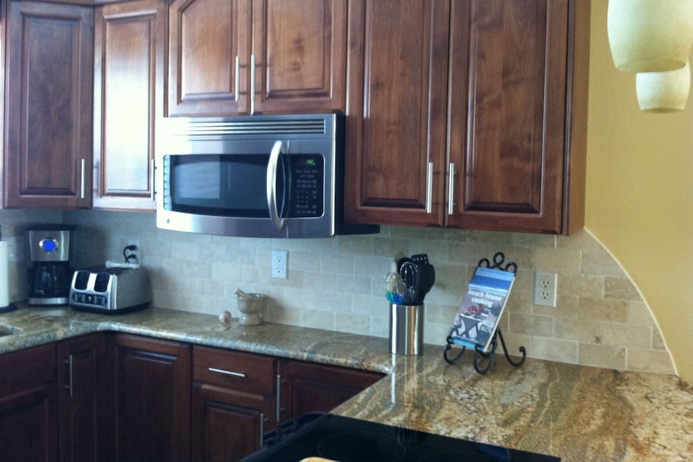 Photo of Kitchen in New Smyrna Beach