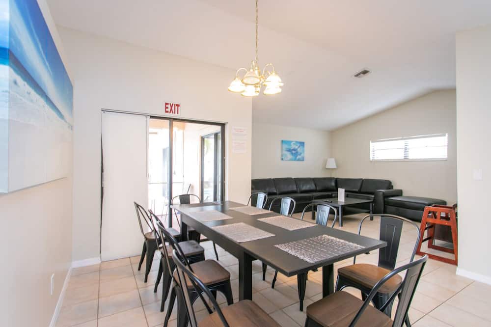 Photo of Kitchen in Dania Beach