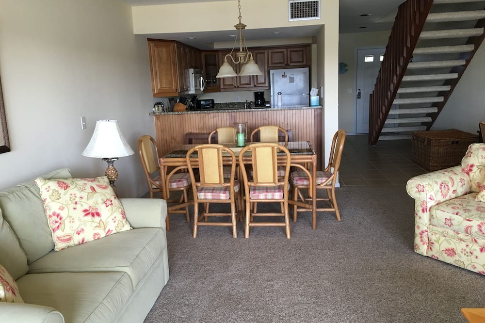 Photo of Bedroom in Bokeelia