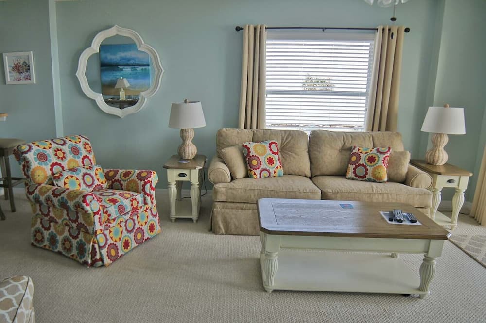 Photo of Bedroom in Seawinds Condo