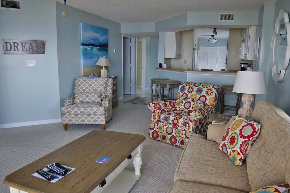 Photo of Bedroom in Seawinds Condo