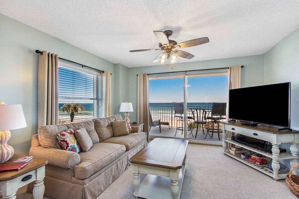 Photo of Bedroom in Seawinds Condo