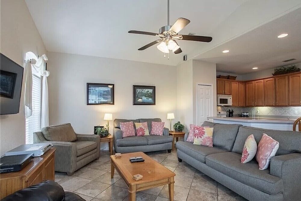 Photo of Bedroom in Tuscan Ridge