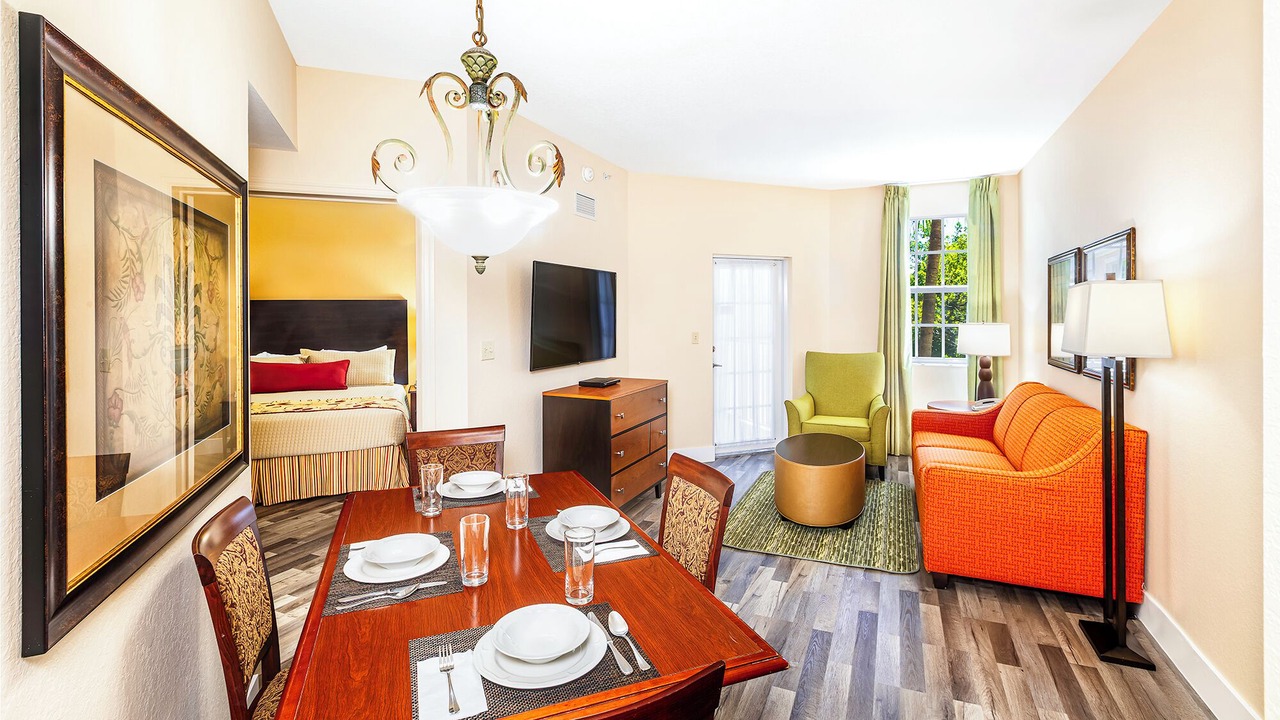 Photo of Livingroom in Weston