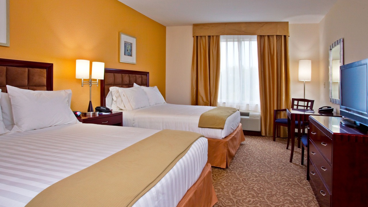 Photo of Bedroom in Brooksville