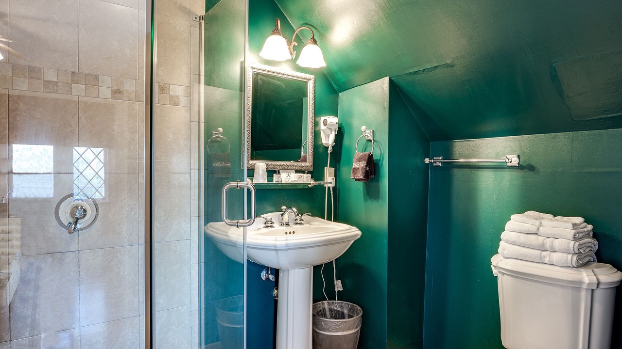 Photo of Bathroom in Five Points