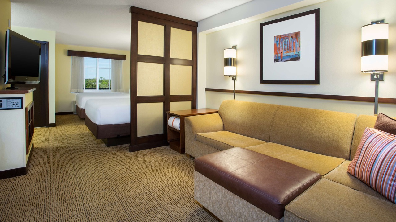 Photo of Bedroom in Estero