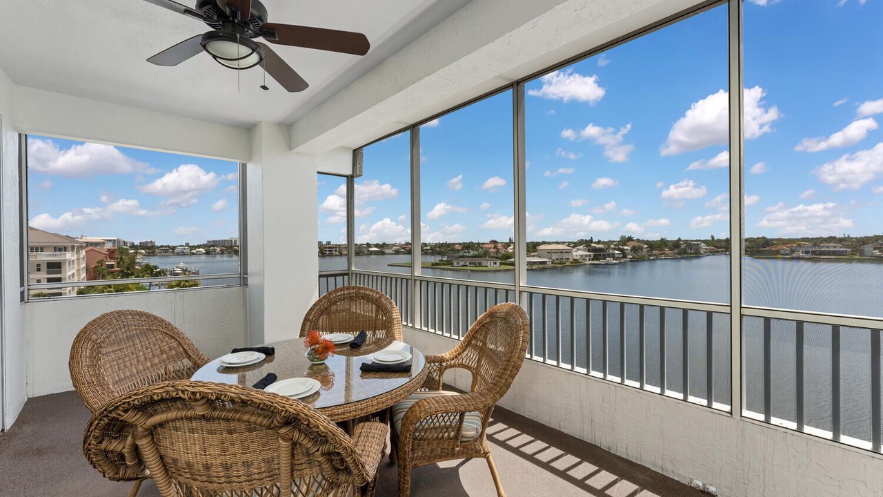Photo of Patio Balcony in Vanderbilt Beach