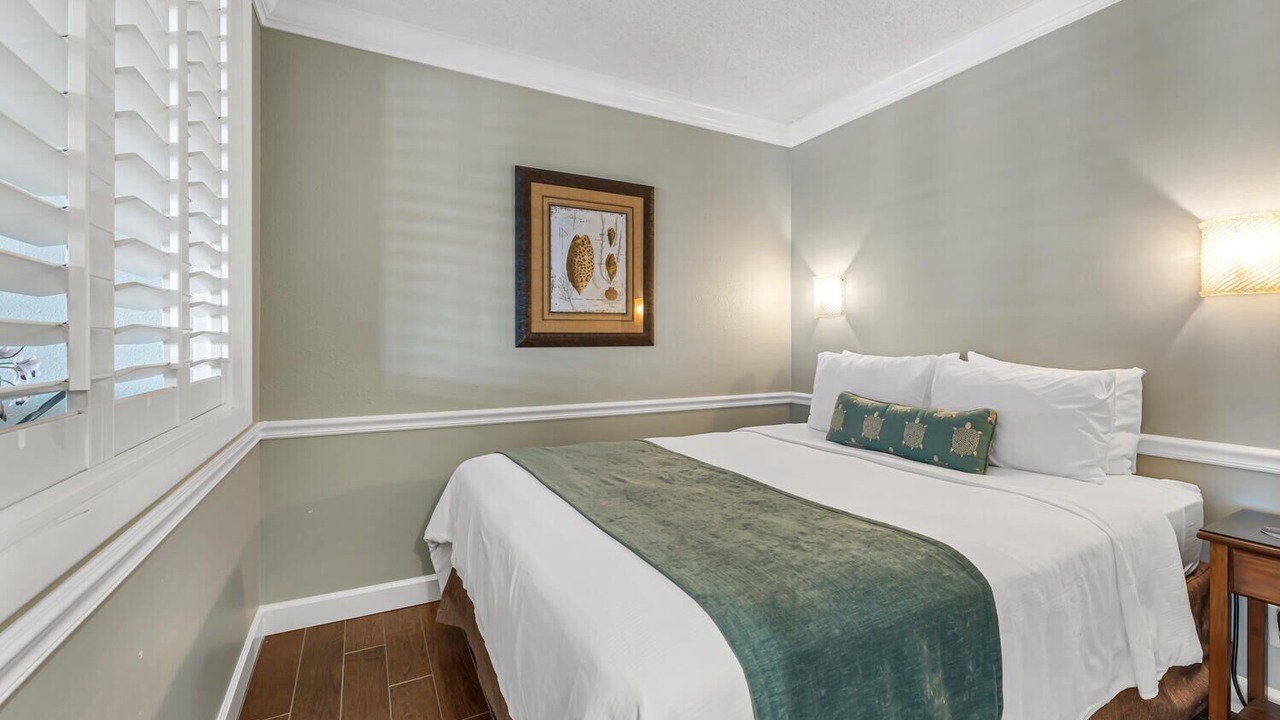Photo of Bedroom in Vanderbilt Beach